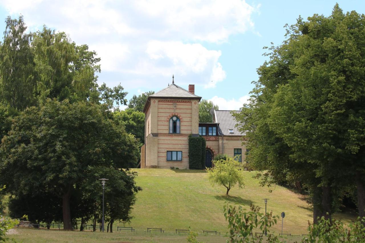 „Rentmeisterhaus Basedow“ Basedow  Exterior photo